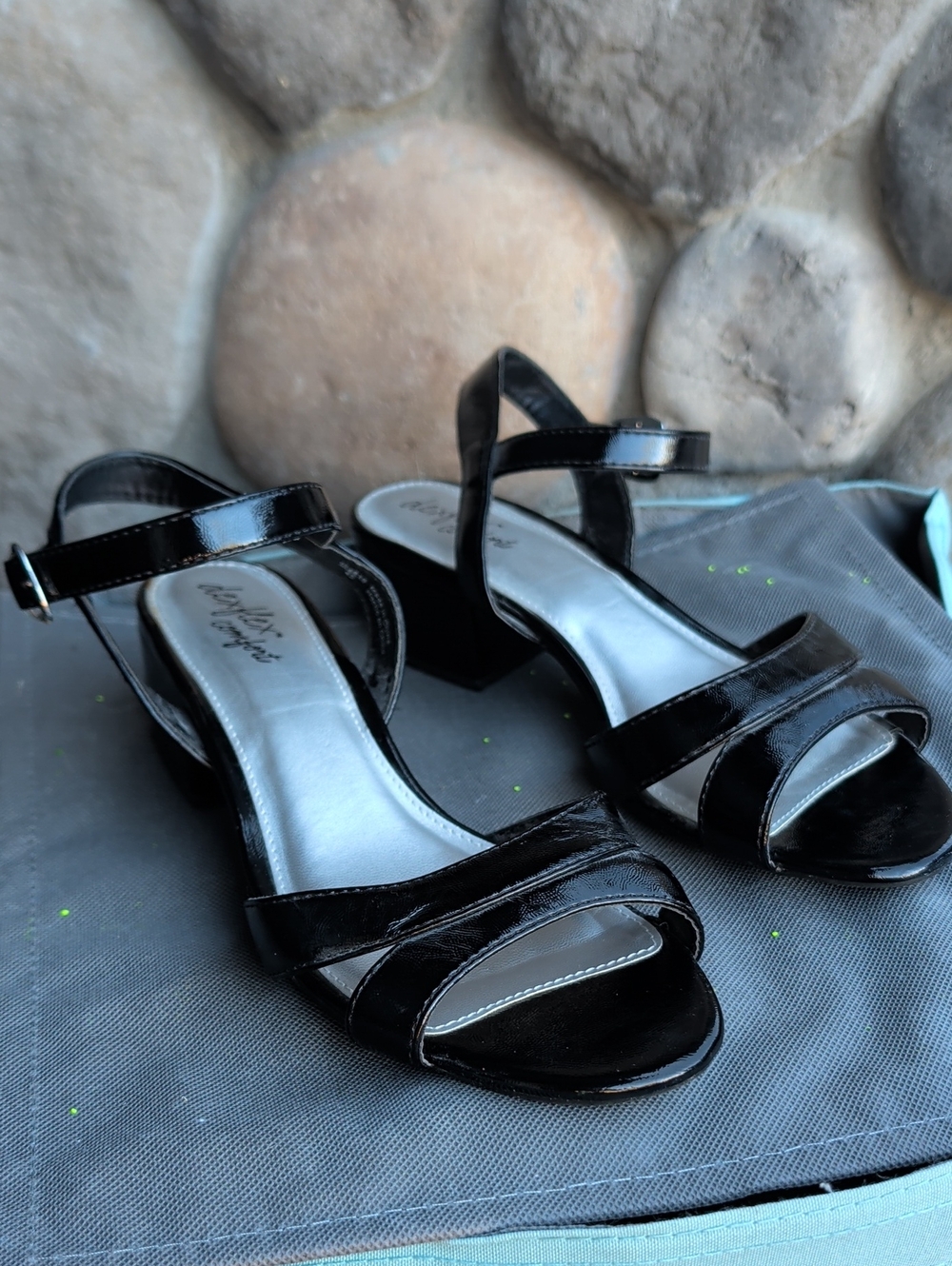 Life Stride Black Patent Strap Block Heel Sandals Career Office Party Wear